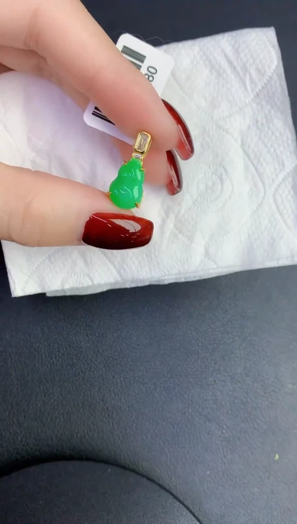 颈饰未镶嵌翡翠缅甸天然翡翠A货