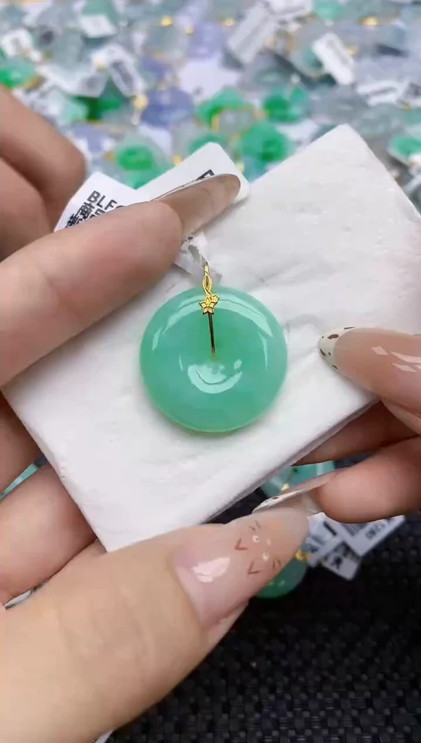翡翠18K金镶嵌颈饰416   天然翡翠A货