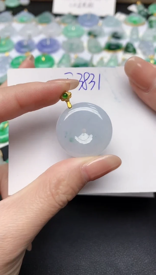 颈饰未镶嵌翡翠天然缅甸A货翡翠百元以上9元证书费自理