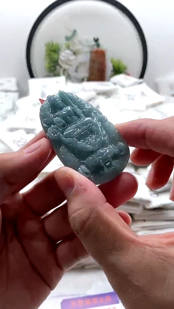 颈饰未镶嵌翡翠不动明王