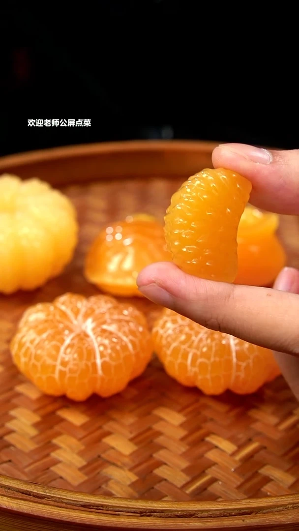 寿山石张*金田黄手把件