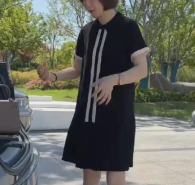 2025春季新款网红同款洋气气质韩版潮流连衣裙朵oo