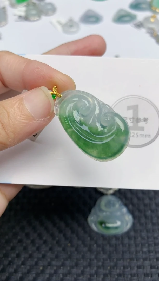 颈饰18K金镶嵌翡翠天然缅甸A货翡翠百元以上9元证书费自理