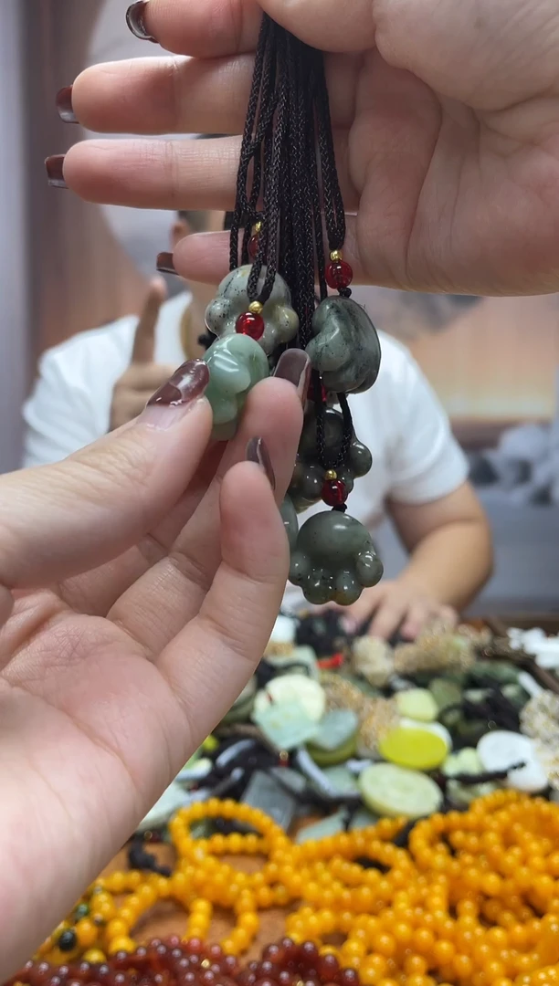 未镶嵌岫玉吊坠多样性发货拍一发一