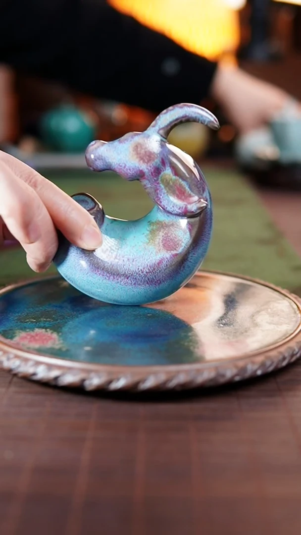 416 茶宠 牛头 钧瓷*