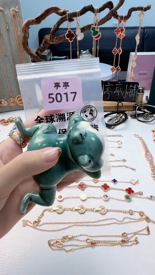 瓷片懒***妹彧贤聚宝阁二号铺高高