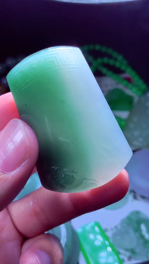 未镶嵌定制翡翠王****#翡翠毛货定制