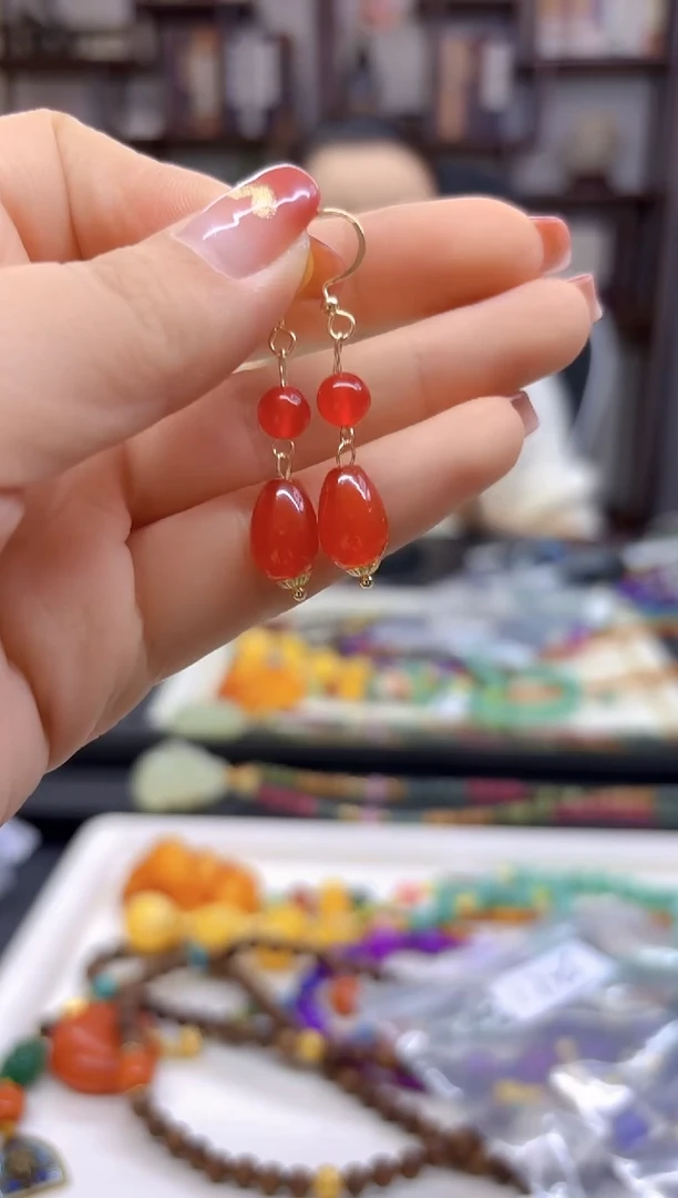 【闪购商品】玛瑙/玉髓耳坠14K金镶嵌E745