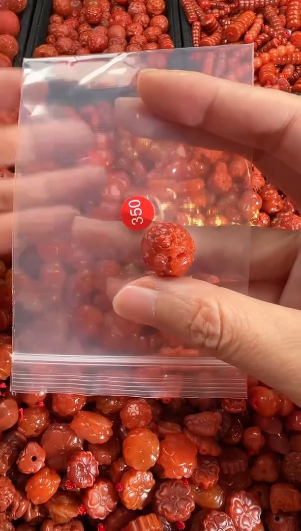 【闪购商品】南红玛瑙颈饰合金2