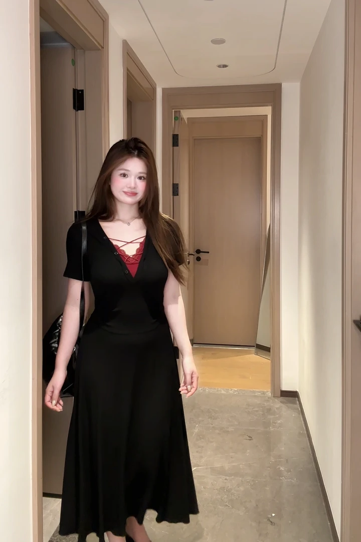 【现现】胖MM 短袖连衣裙纯欲V领蕾丝拼接假两件性感连衣裙收腰短裙