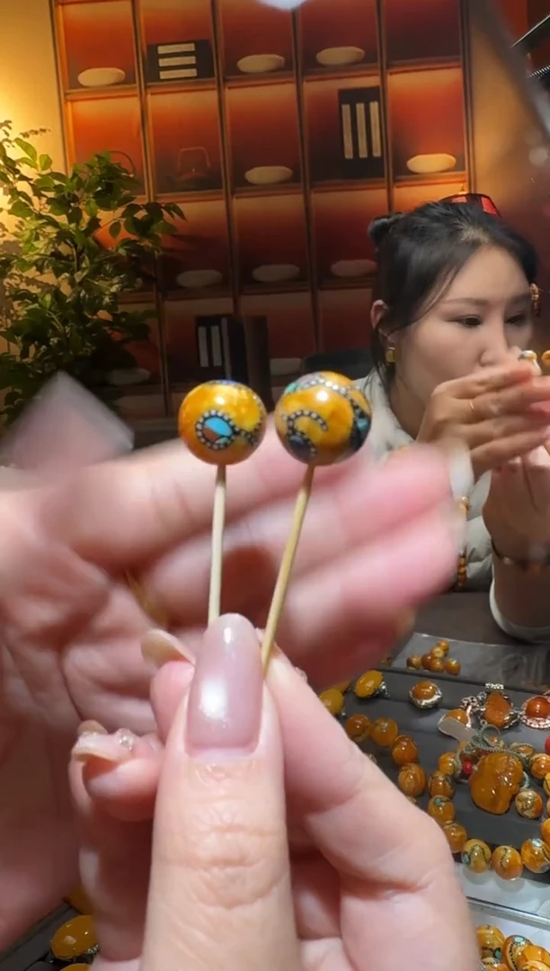 蜜蜡颈饰未镶嵌来*?4198天然蜜蜡珠宝奇石全都保真