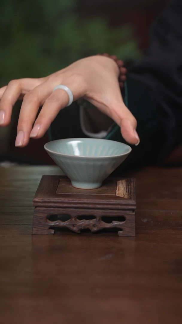 【闪购商品】清凉寺原产地仿古釉手工汝瓷斗笠杯