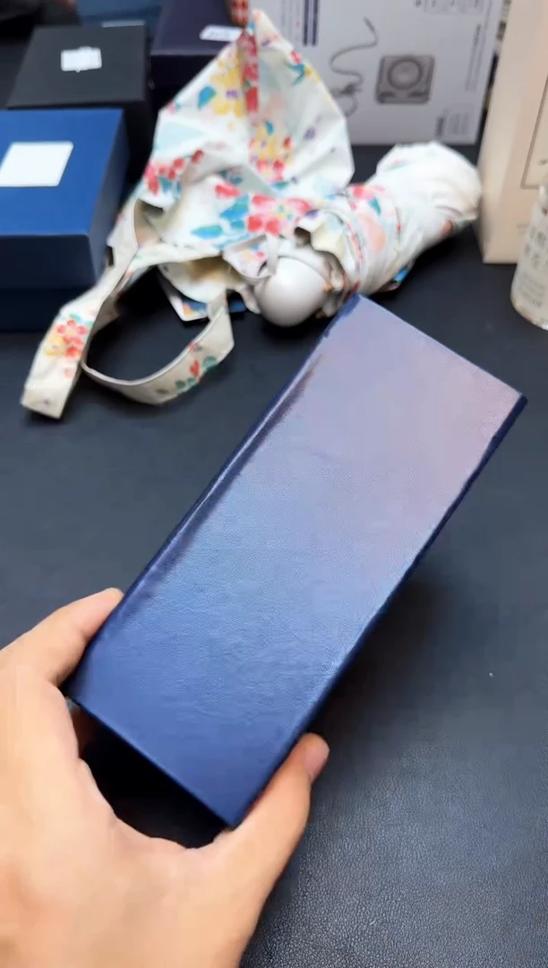 瓷片全新正品一件不留@@TT95
