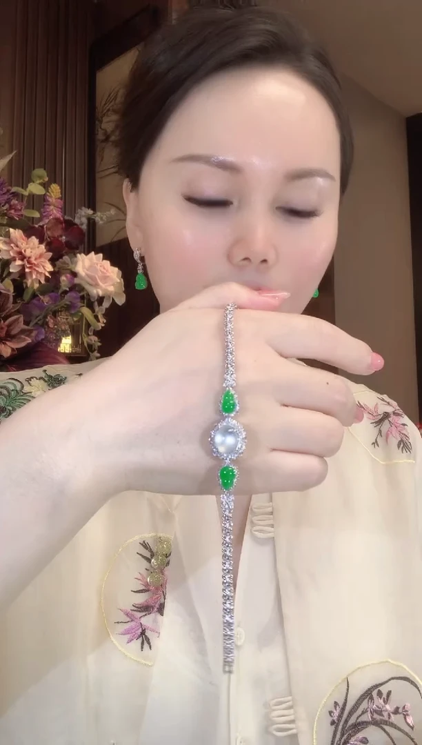 18K金镶嵌手链翡翠王*C37