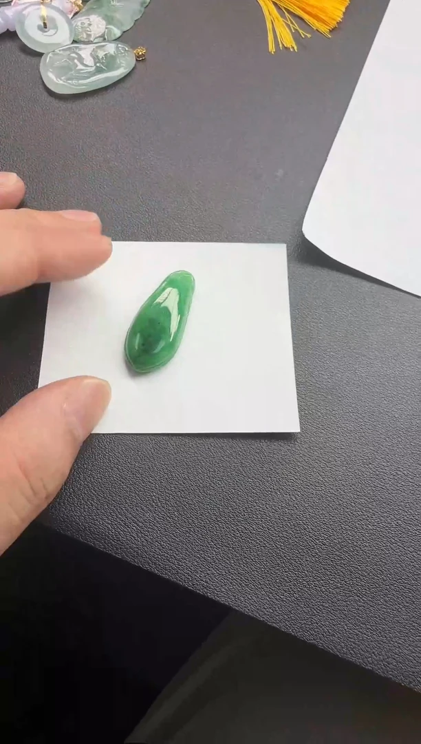 翡翠未镶嵌项链翡翠挂件