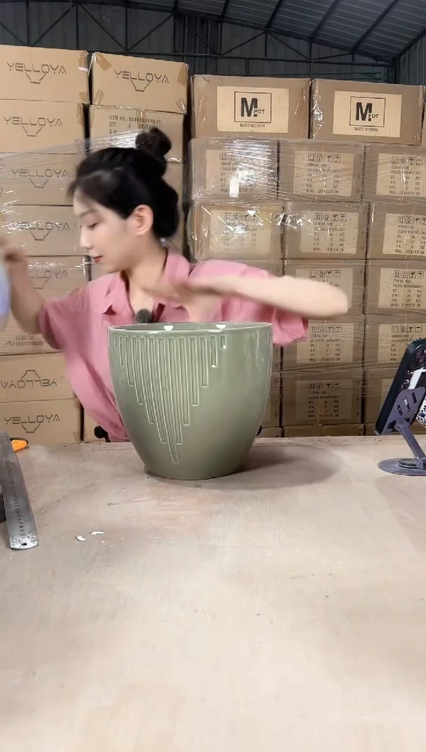 微瑕橄榄绿色条纹大号25x22