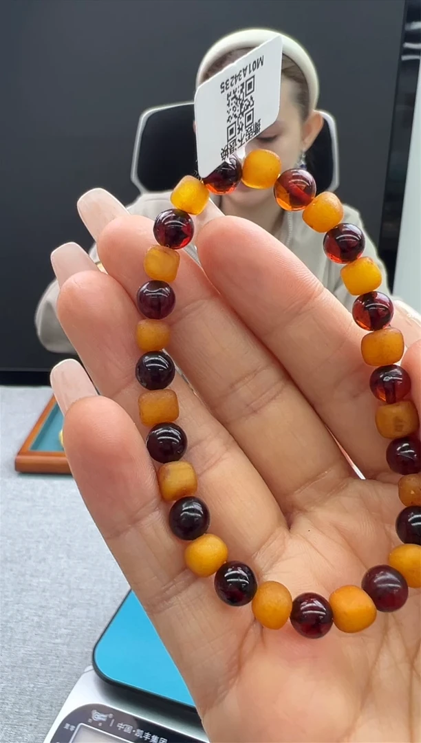 【闪购商品】琥珀手链未镶嵌275秒拍号