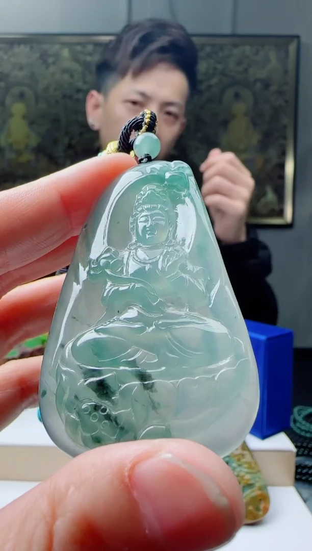 【闪购商品】翡翠颈饰未镶嵌111111111