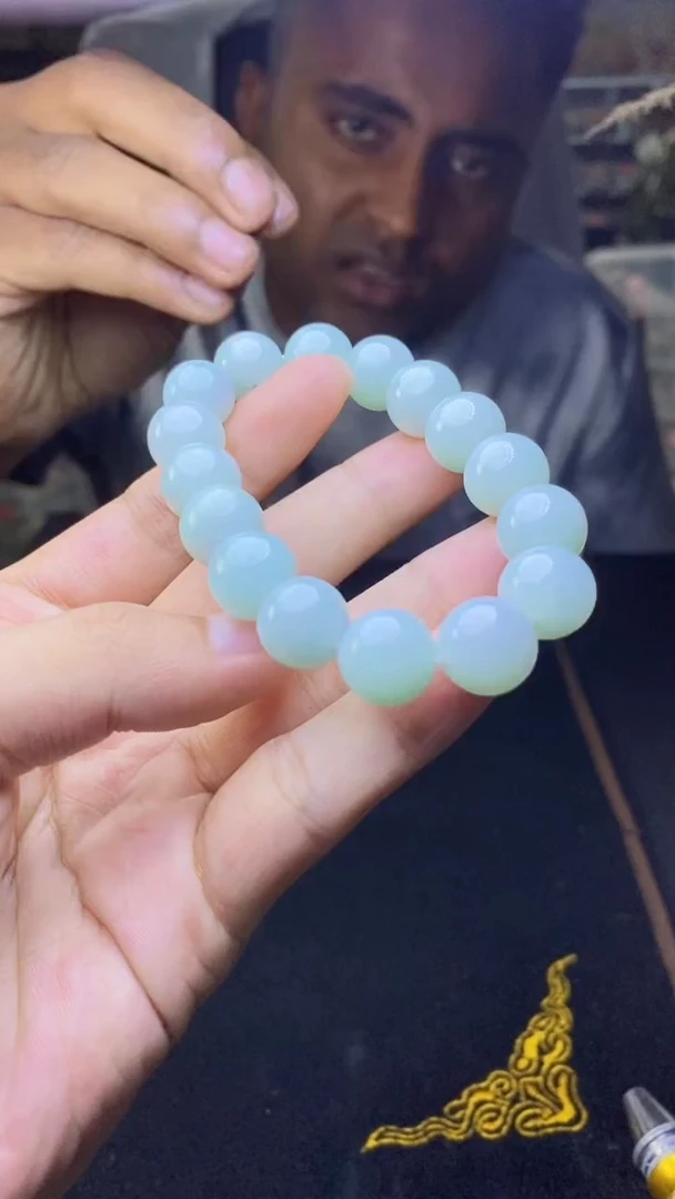 定制翡翠未镶嵌天然缅甸A货翡翠，多样性发货，拍一发一