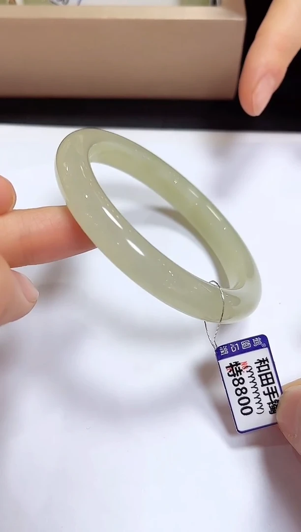 颈饰未镶嵌和田玉手镯58