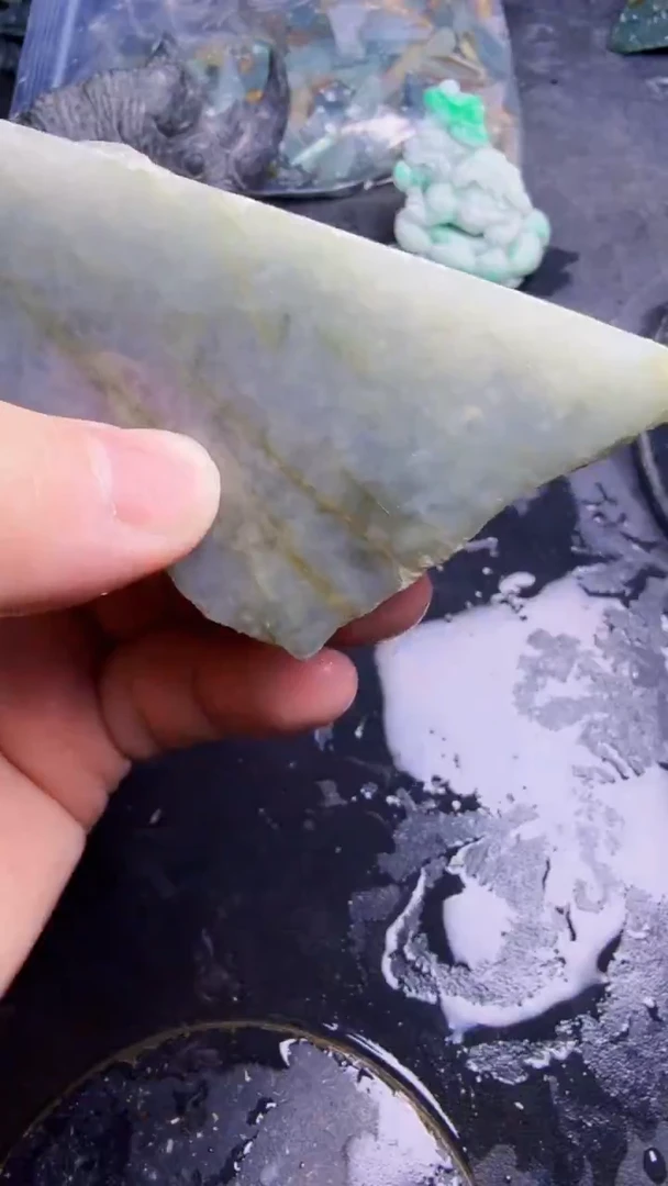 未镶嵌挂件翡翠像**月天然翡翠131