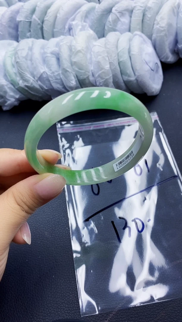 高冰透美人手镯 所见即所得40