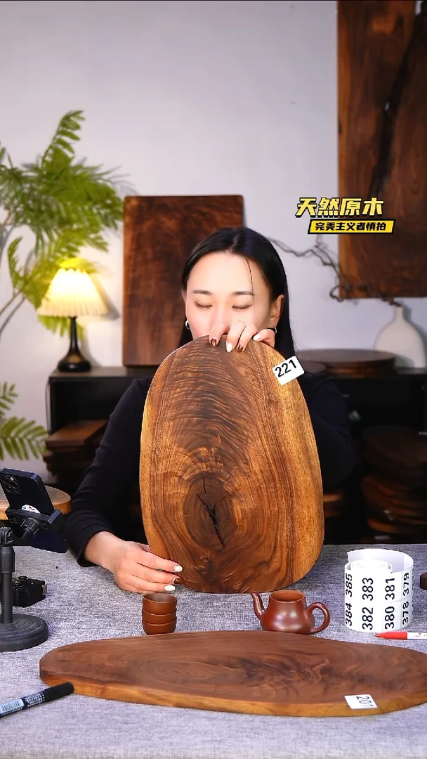 木北美黑胡桃原木.干裂疤结不属于商品质量问题完美主义者慎拍