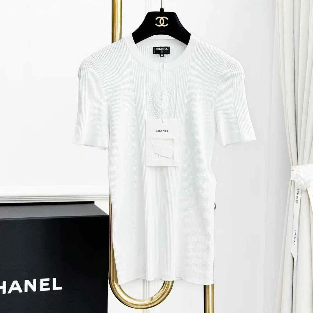 99新 Chanel/香奈儿  36码25B白色爱心图案短袖针织上衣