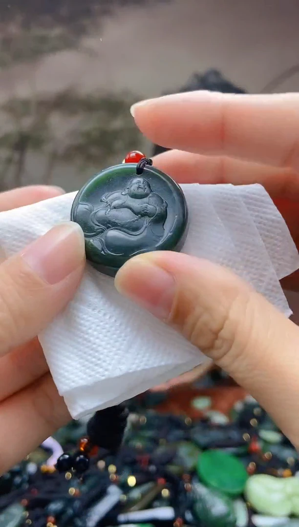 颈饰未镶嵌和田玉1