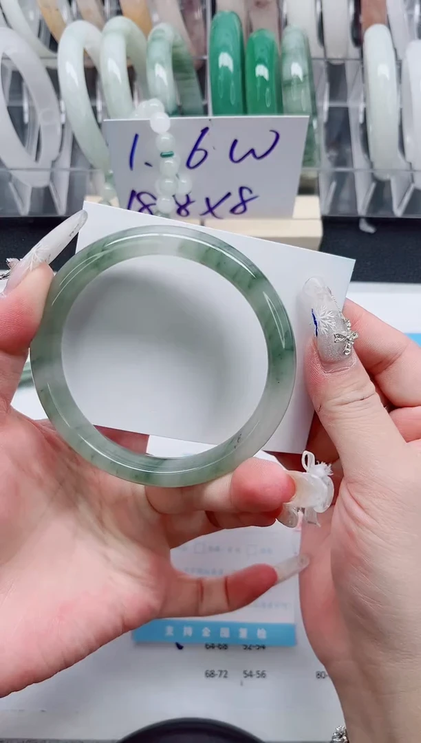 【闪购商品】石英质玉手镯未镶嵌A100-64.6