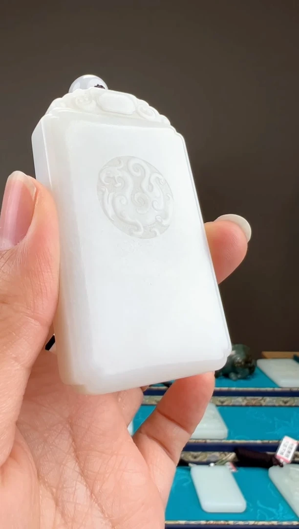 【闪购商品】和田玉颈饰未镶嵌1