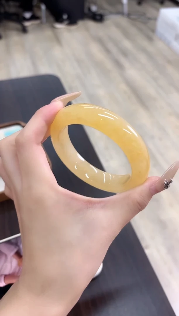 未镶嵌手镯石英质玉37-57HU