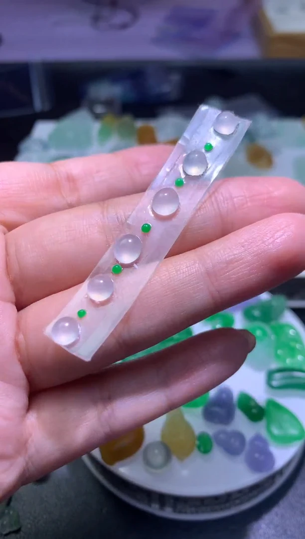 【闪购商品】定制翡翠未镶嵌毛货