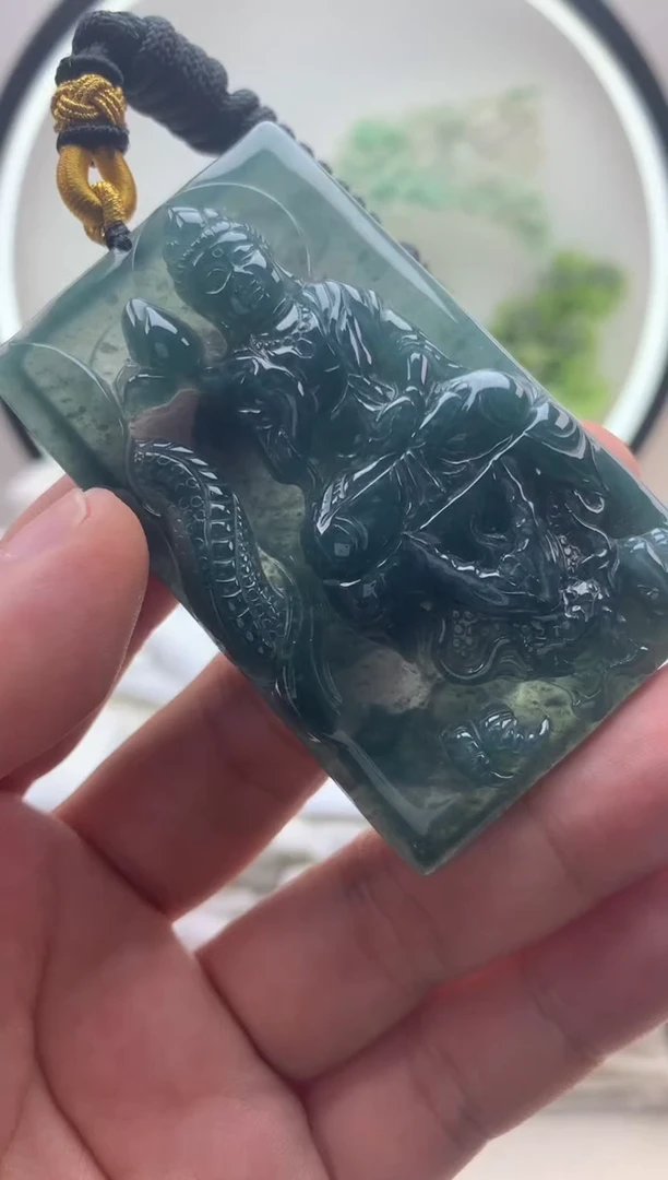 颈饰未镶嵌翡翠大势至