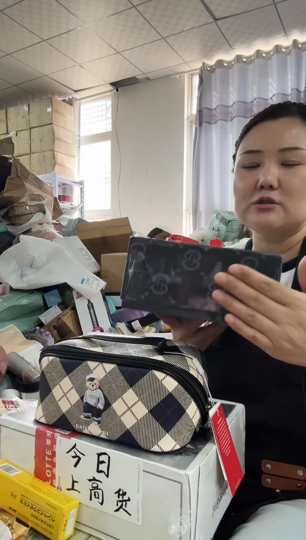 牦牛剖层皮革琪老板女包6号店超好看发图片款帽子