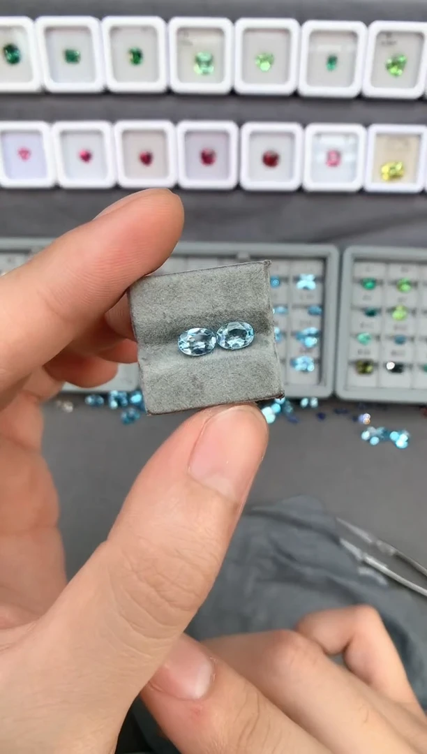 【闪购商品】定制海蓝宝石裸石未镶嵌多样性发货一对