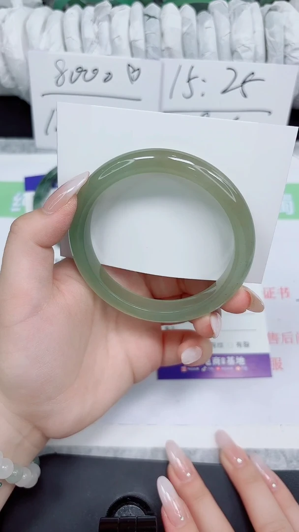 石英质玉手镯未镶嵌132