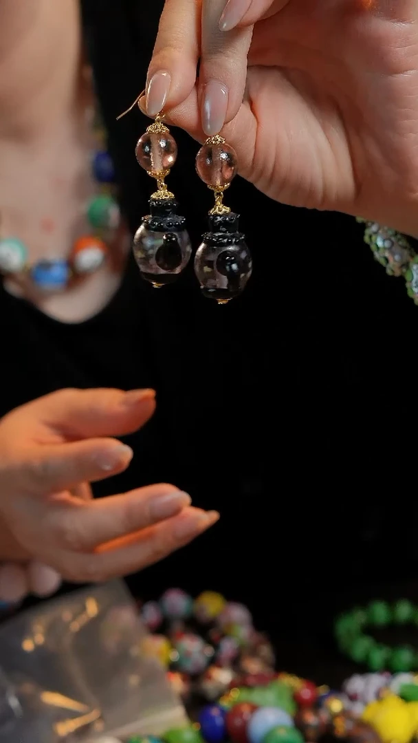 颈饰琉璃琉璃琉璃琉璃