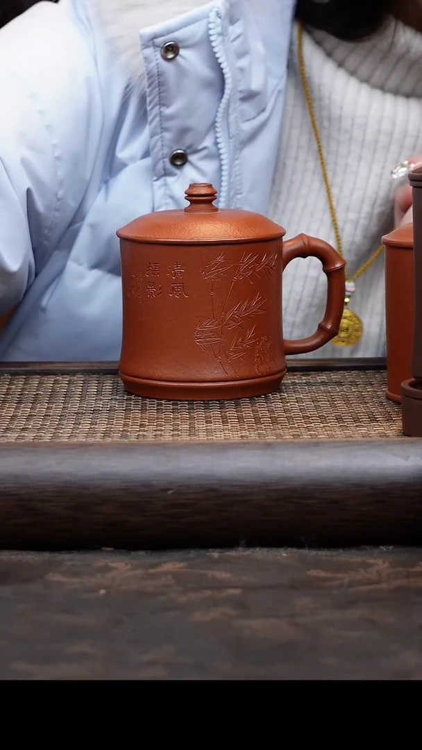 【闪购商品】紫砂茶杯朱泥竹节刻绘