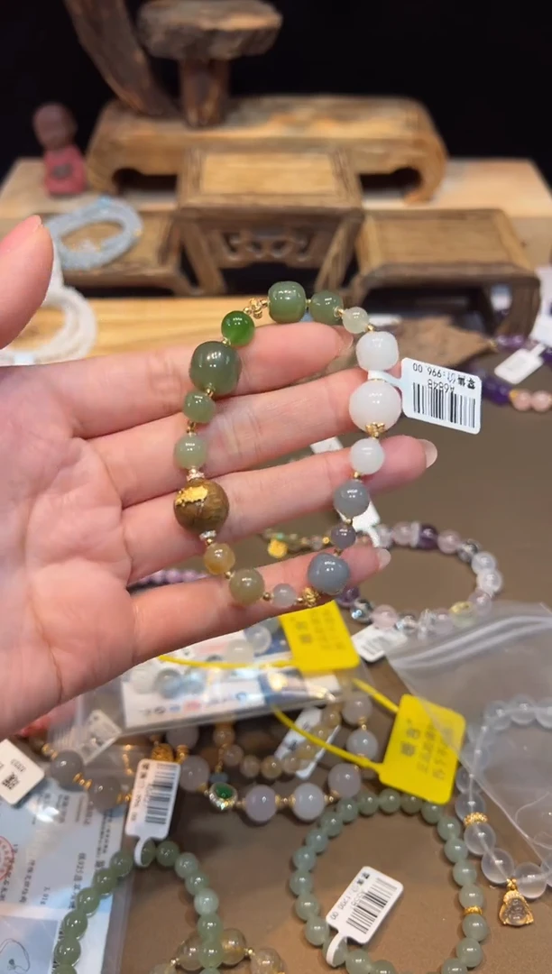 手饰和田玉未镶嵌手饰@@A6848