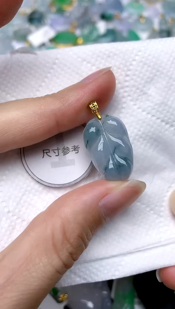 颈饰银S925镶嵌翡翠天然A货翡翠