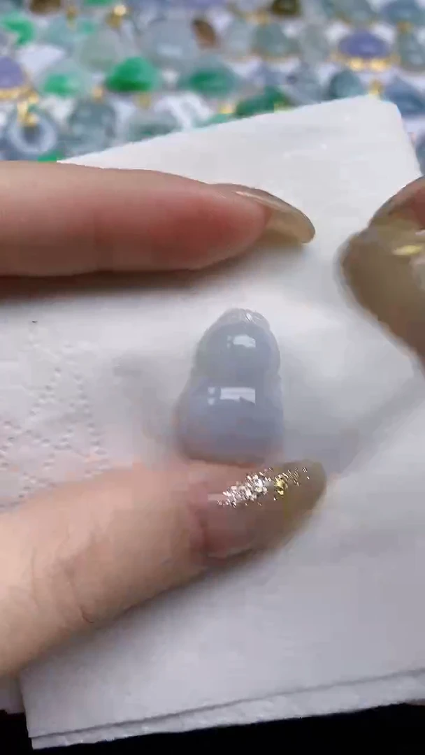 【闪购商品】翡翠颈饰未镶嵌天然A货翡翠