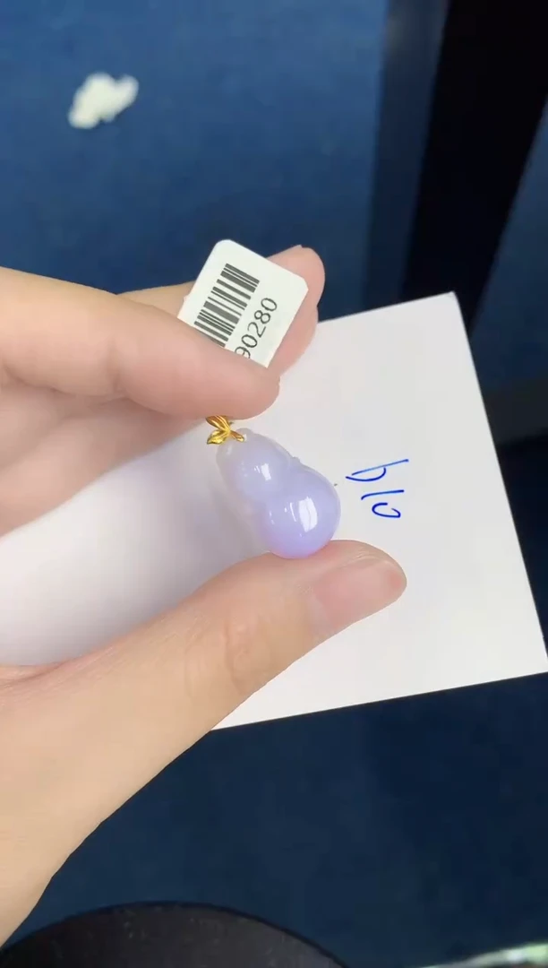 翡翠18K金镶嵌颈饰天然翡翠緬甸A貨