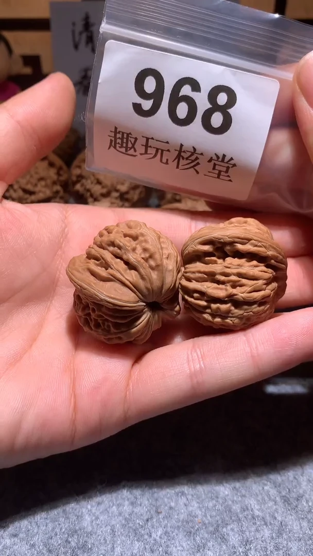 文玩核桃把件【趣玩核堂】968号，36左右汉高楼