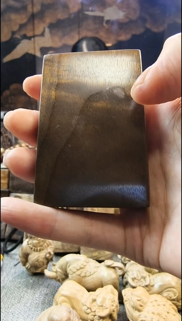 金丝       楠无事牌手把件