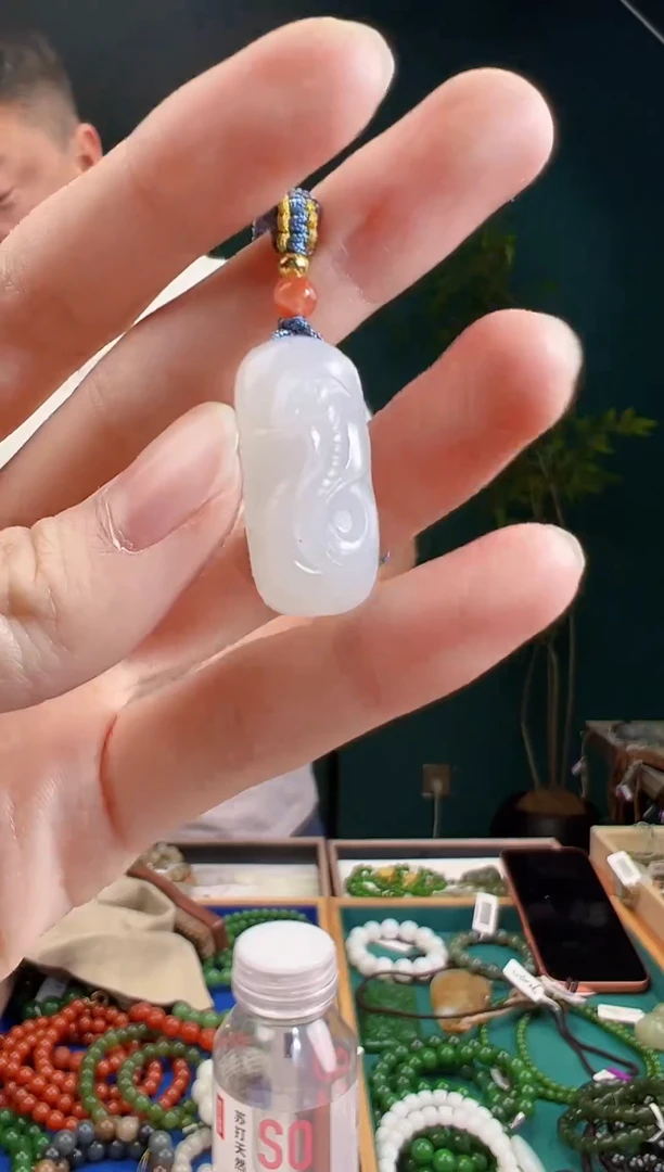 颈饰未镶嵌和田玉多样性发货 拍一单发一个