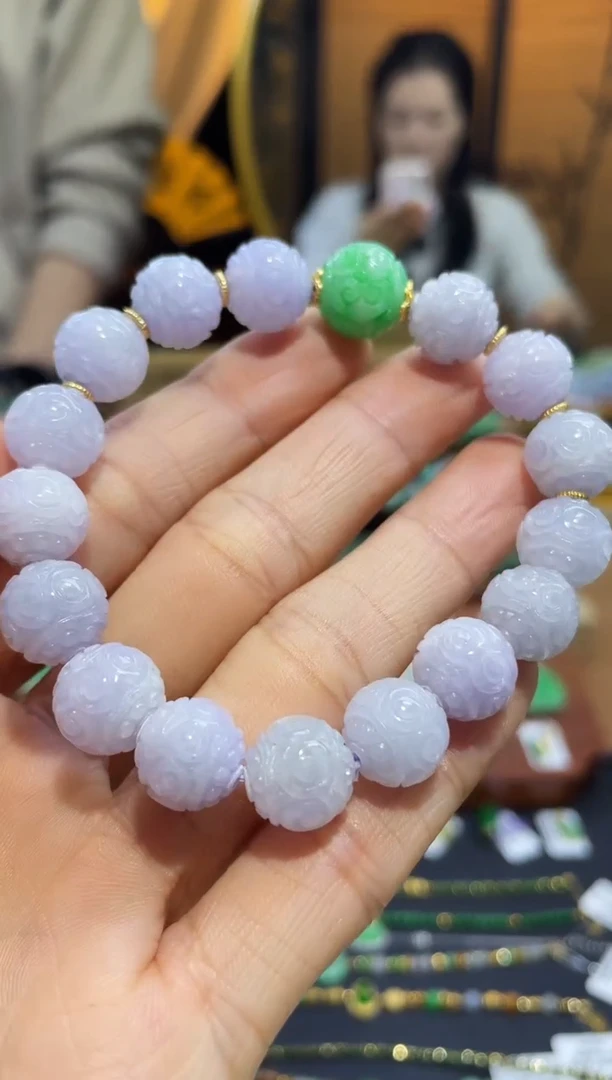 颈饰未镶嵌翡翠手串