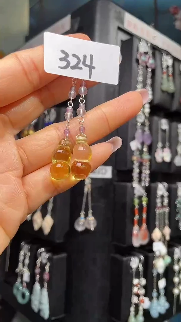 未镶嵌耳饰水晶喜欢拍微瑕