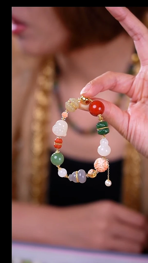 18K金镶嵌手串和田玉【小涵专属】