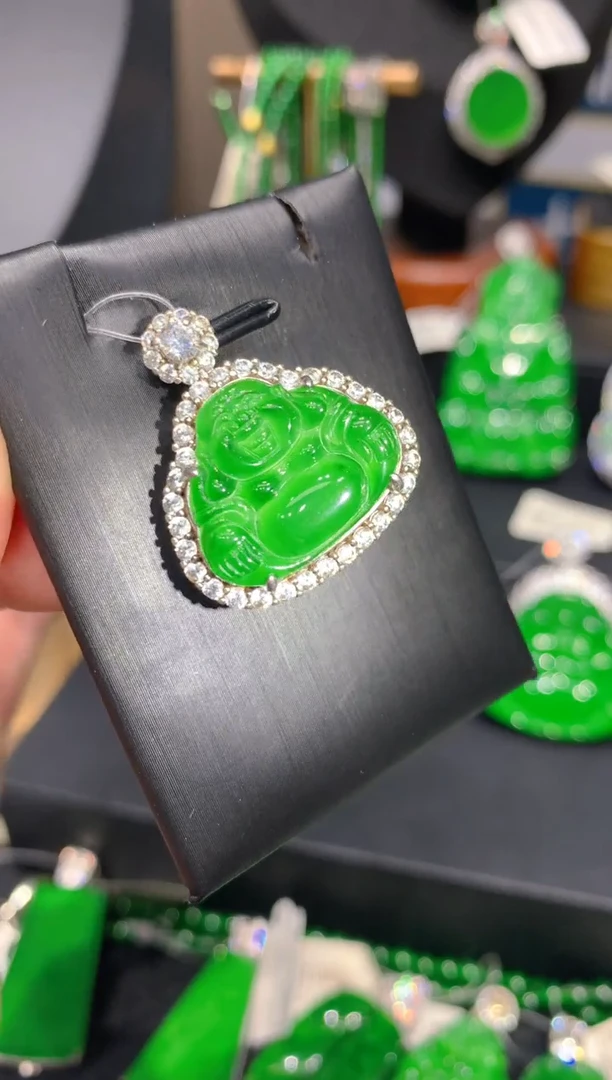 颈饰银S925镶嵌翡翠3一季